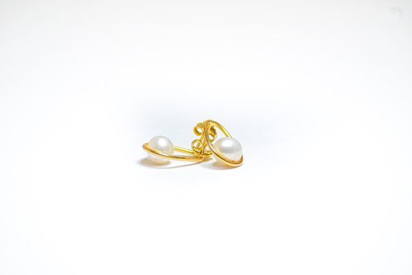 Pearl Basket Studs - Image 2